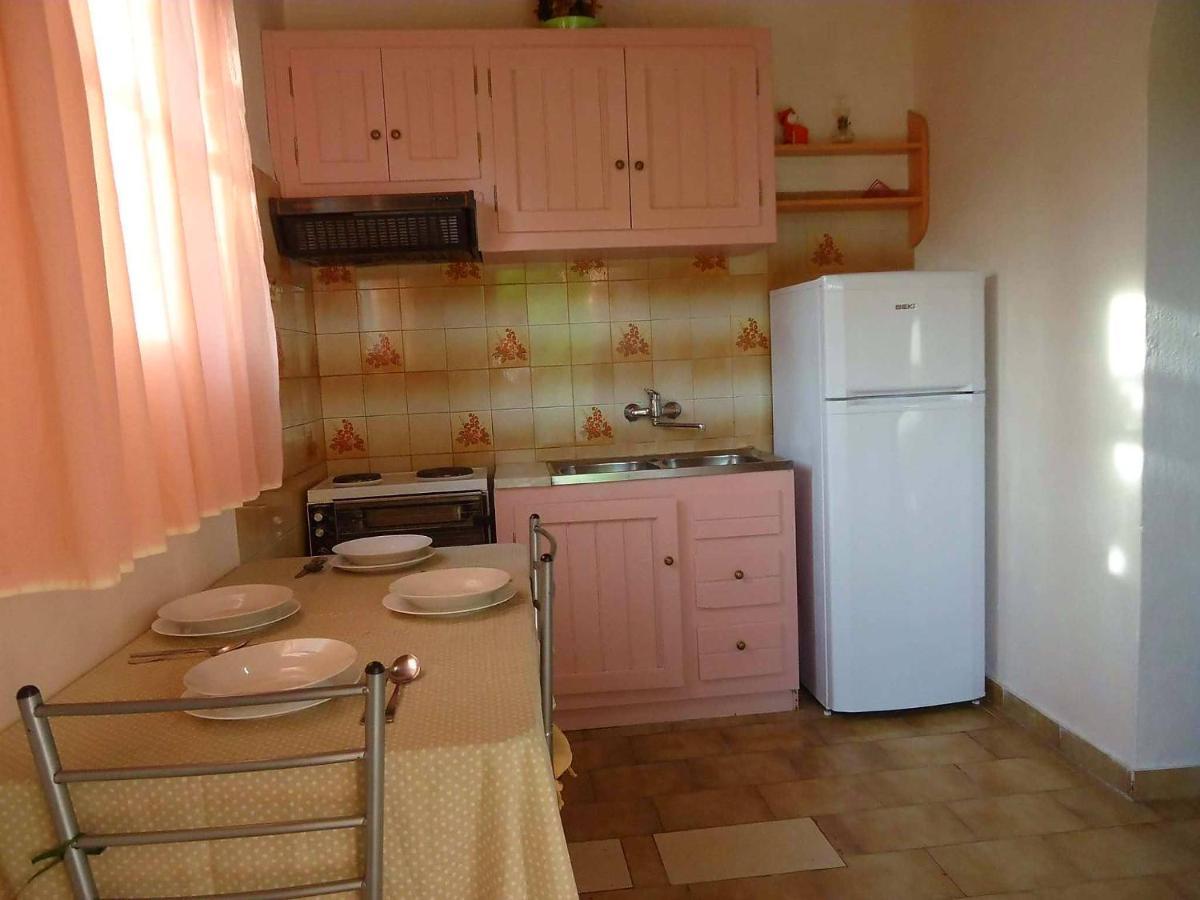 Ferienwohnung Errika Ypsos Exterior foto
